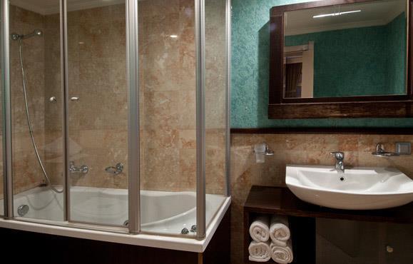 בורסה Alkoclar Chalet Hotel מראה חיצוני תמונה